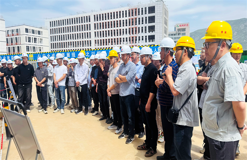 2025年4月17日，由莆田市涵江区住房和城乡建设局主办、918博天堂三建承办的钢筋安装工程质量防控现场交流会在联东U谷·涵江海峡智造产业谷一期成功召开。